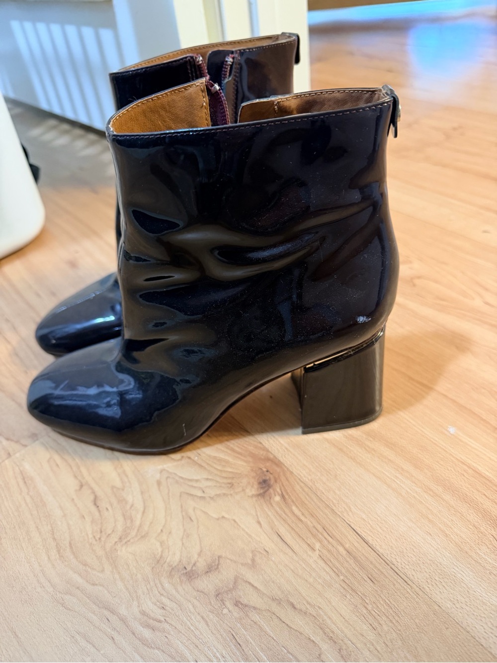 Antonio Melani Patent Leather Block Heel Ankle Bootie 8.5